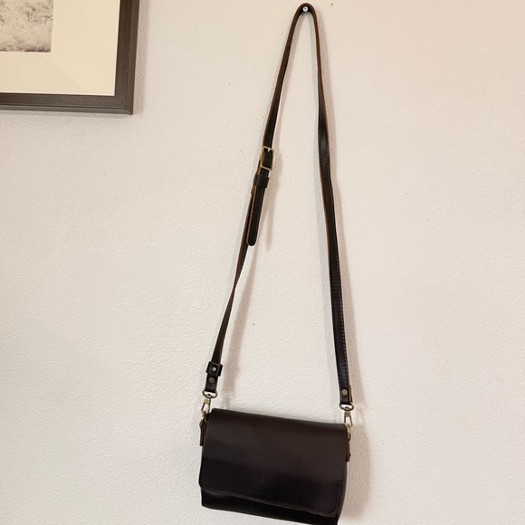 Portland Leather Metro Crossbody Bag- Mini Color: Grizzly - Picture 4 of 15